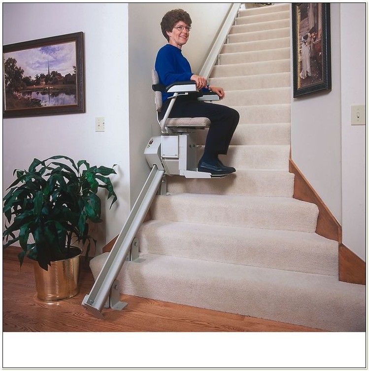 neptune-toilet-lift-helps-the-elderly-move-in-the-toilets-decor-units