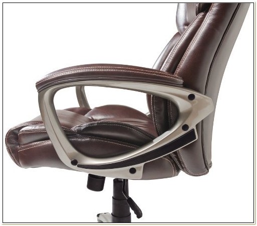 Broyhill Bonded Leather Executive Chair 41119 - Chairs : Home